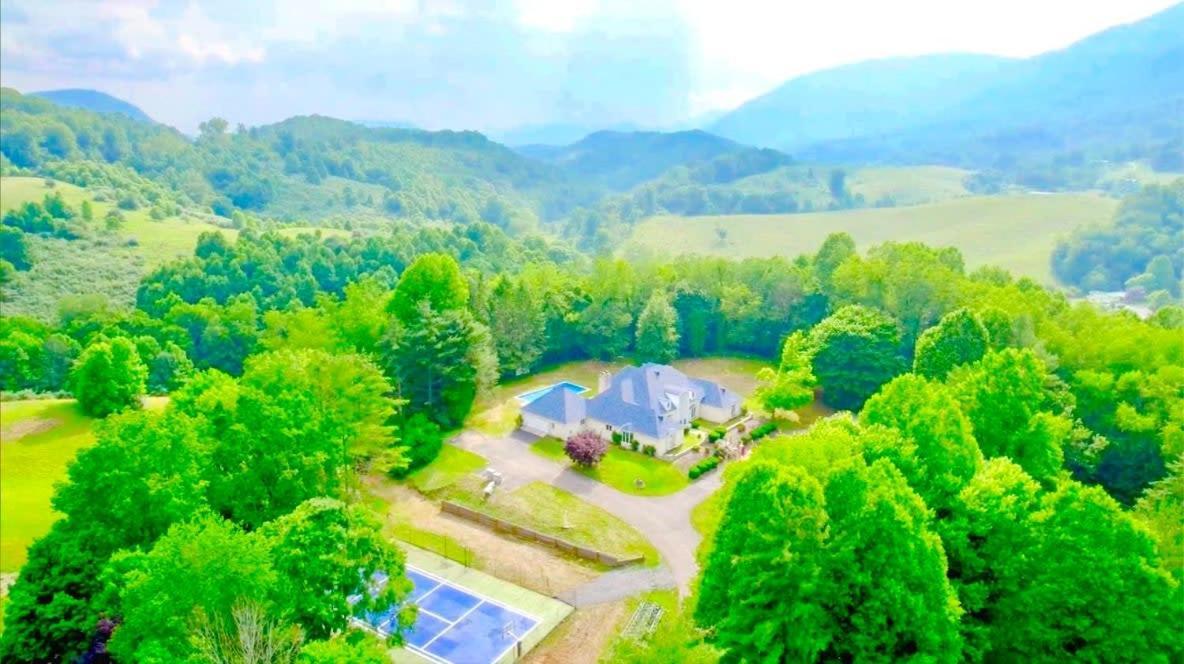 Gated Mansion - Basketball Court Movie Theater Views Villa Big Stone Gap Luaran gambar