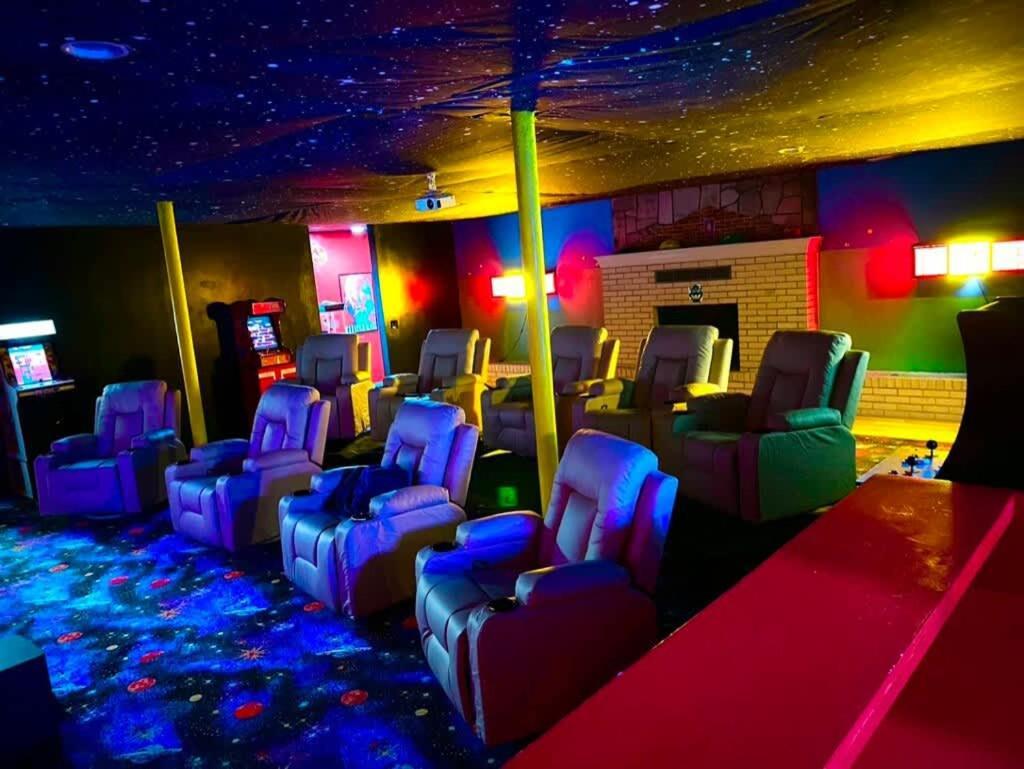 Gated Mansion - Basketball Court Movie Theater Views Villa Big Stone Gap Luaran gambar